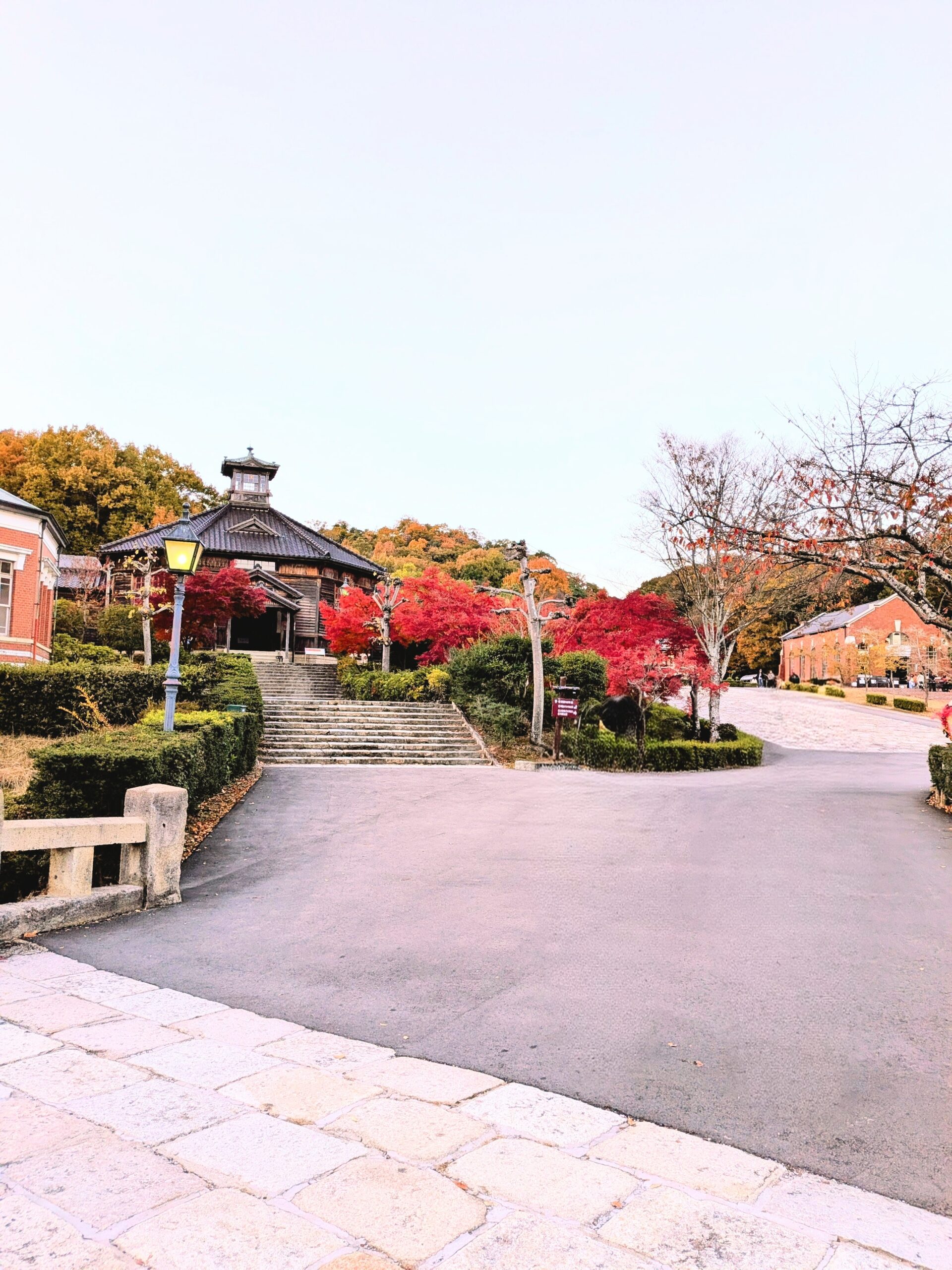 ブログ サムネイル明治村で過ごした休日